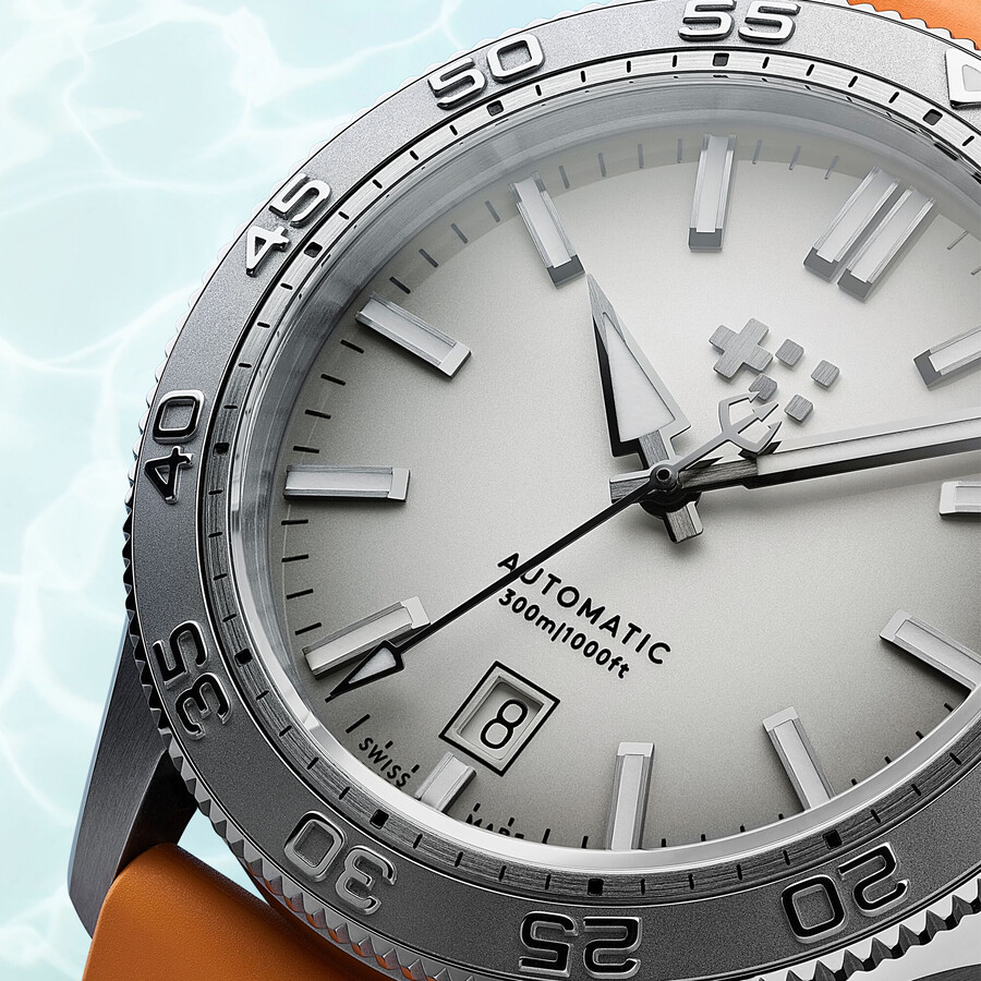 c60 atoll 300 christopher ward